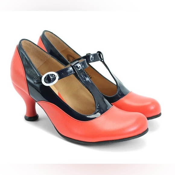 John Fluevog Shoes - John Fluevog Bellevue Laura Evan’s - Mary Jane Style Heel
